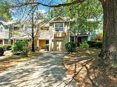 3251 Long Iron Dr Lawrenceville, GA 30044
