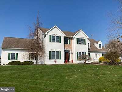 100 Springhead Rd Gap, PA 17527