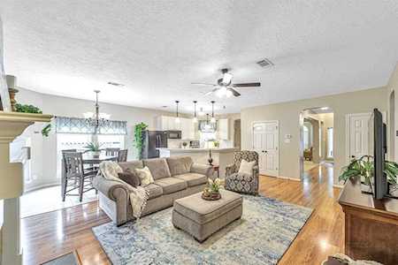 1514 Alma Ct Richmond, TX 77406