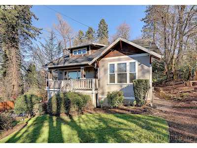 349 5th Ave Oregon City, OR 97045