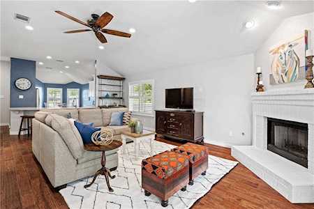 12101 Tumbling Creek TRL Austin, TX 78748