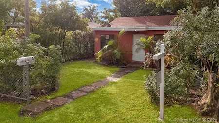 2314 Liberty St Hollywood, FL 33020