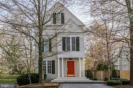 7945 Bolling Dr Alexandria, VA 22308
