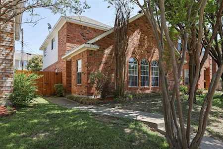 8620 Hawthorne Street Frisco, TX 75034