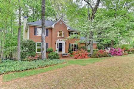 8095 Willow Tree Way Alpharetta, GA 30005