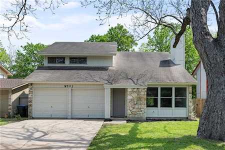 9703 Meadowheath DR Austin, TX 78729