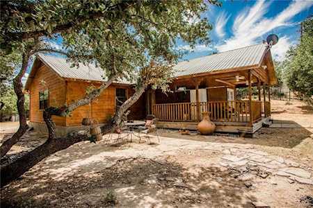2071 Spring Valley DR Dripping Springs, TX 78620