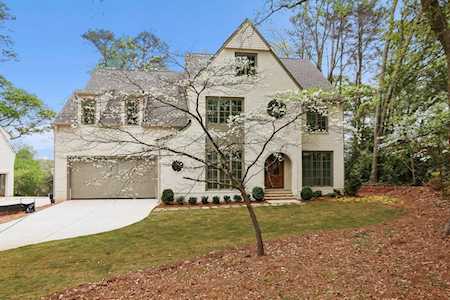 2945 W Roxboro Rd NE Atlanta, GA 30324