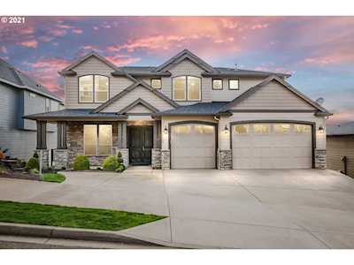 2105 NW Klickitat St Camas, WA 98607