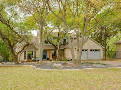 7864 Lakewood DR Austin, TX 78750