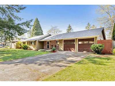 9708 St Helens Ave Vancouver, WA 98664