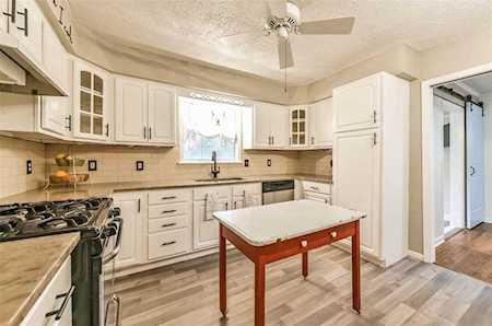 714 Laverne Ave Pasadena, TX 77502