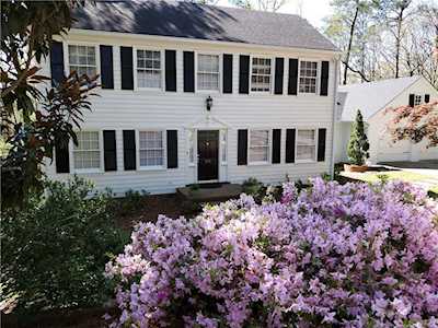 124 River Park Dr NW Sandy Springs, GA 30328
