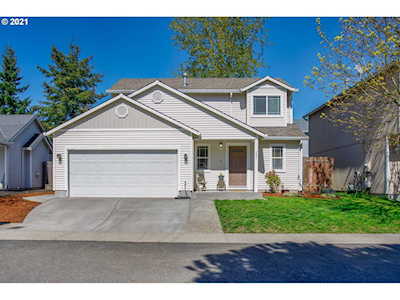 1041 NE Mariners Loop Portland, OR 97211