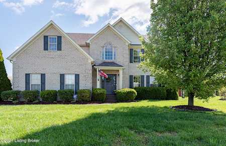 104 S Canterbury Glen Dr Mt Washington, KY 40047