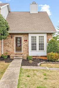 12 Magnolia Square Clarksville, TN 37043