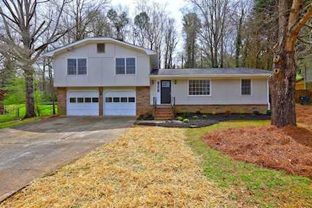 1714 Lamancha Dr Lawrenceville, GA 30044