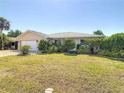 2279 Paraiso Ct Englewood, FL 34224