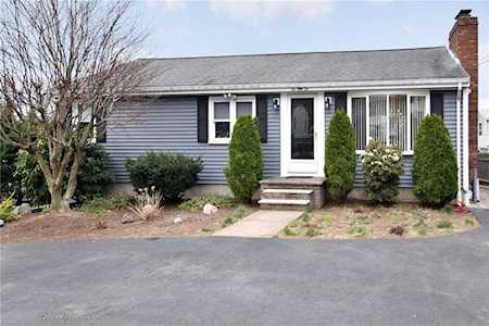 252 Francis Avenue Ave North Providence, RI 02904