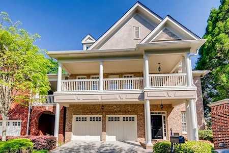 1201 Village Terrace Ct #L40 Dunwoody, GA 30338