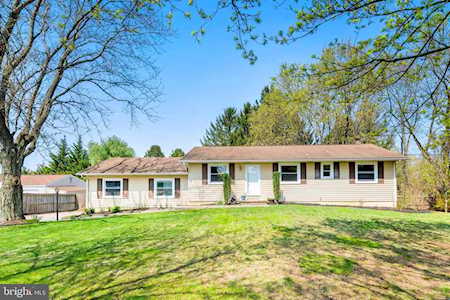 1616 Arrington Rd Sykesville, MD 21784