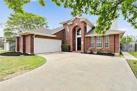 1113 Old Mill RD Cedar Park, TX 78613