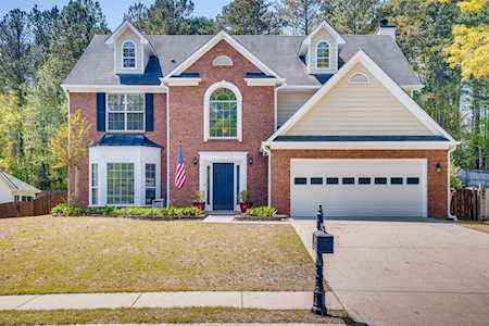 842 Fairmont Park Dr Dacula, GA 30019