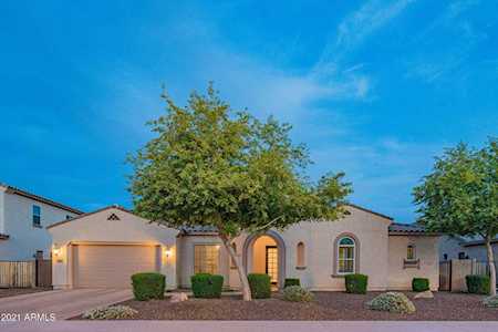 2655 S Velvendo Drive Gilbert, AZ 85295