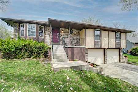 4900 Casey Ct Independence, MO 64055