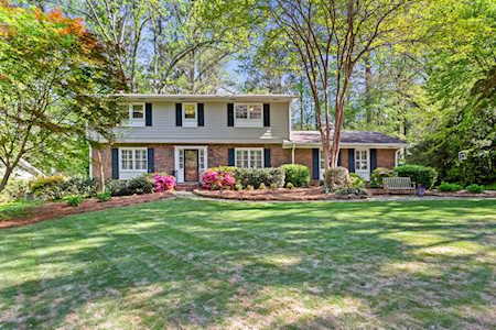 1620 Rochelle Dr Atlanta, GA 30338