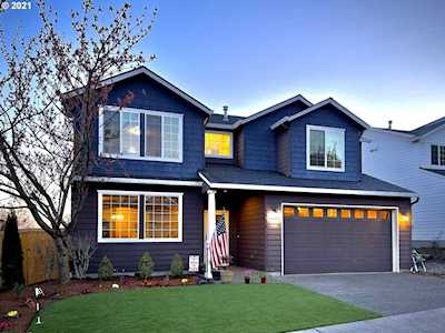 1555 55th St Washougal, WA 98671