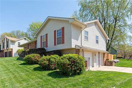 5200 N Baltimore Ave Gladstone, MO 64118