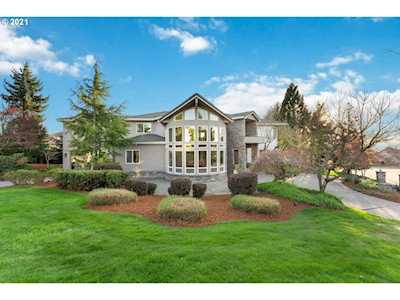 5120 NW 17th Cir Camas, WA 98607