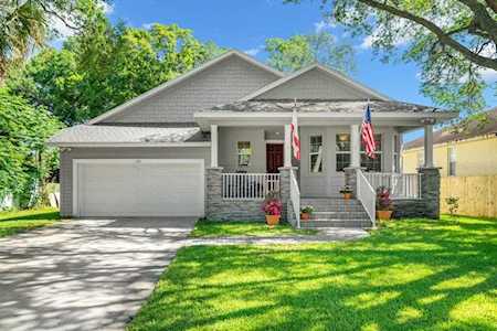 207 Arlington Ave E Oldsmar, FL 34677