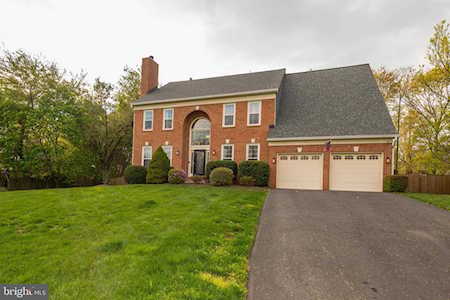 13404 Marble Rock Dr Chantilly, VA 20151