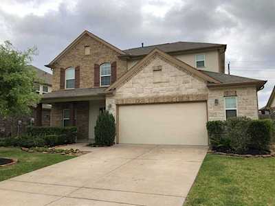 9964 Golden Field Ln Brookshire, TX 77423