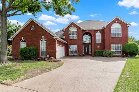 2600 Heather Brook Court Bedford, TX 76021