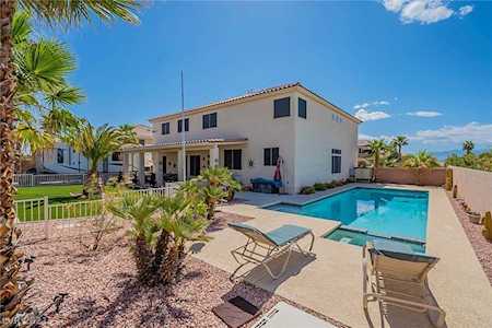 520 Sunset Villa Dr Las Vegas, NV 89110