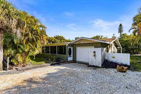 115 Los Cedros Dr Anna Maria, FL 34216