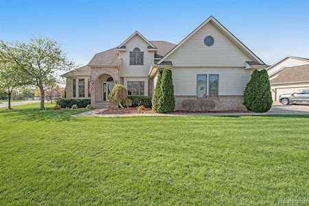 12254 Morningside Circle Grand Blanc, MI 48439