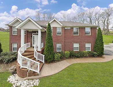 1787 Vp Lunn Dr Spring Hill, TN 37174