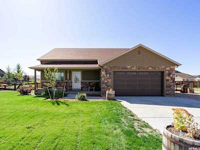 393 Scenic Heights Rd Francis, UT 84036