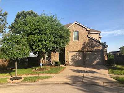 8219 Caldera Ln Cypress, TX 77433