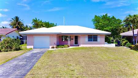 2715 NE 23rd Ct Pompano Beach, FL 33062