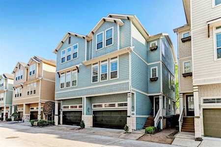 1249 Hobbs Reach Ln Houston, TX 77008