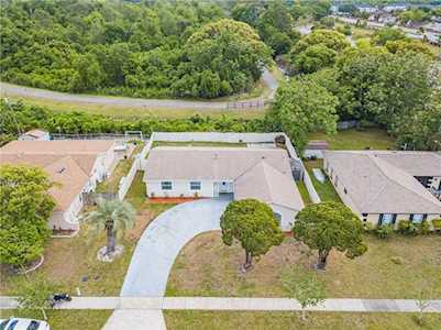 122 Mark David Blvd Casselberry, FL 32707