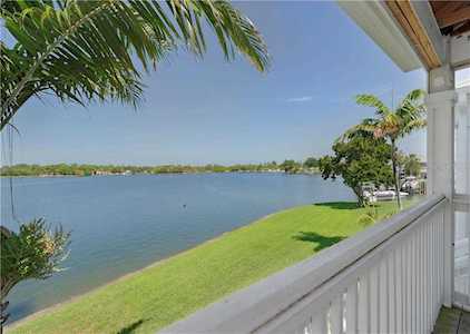 5117 Salmon Dr SE #C St Petersburg, FL 33705