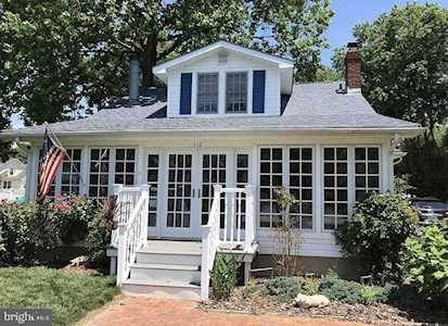112 Beverley Ave Edgewater, MD 21037