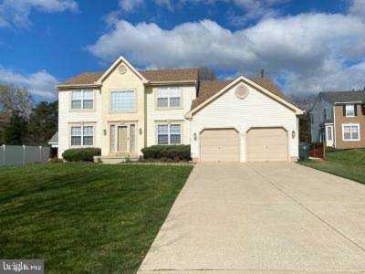 1237 Whispering Woods Dr Williamstown, NJ 08094