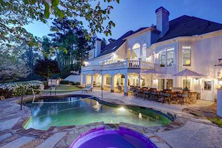 1106 Ascott Valley Dr Johns Creek, GA 30097